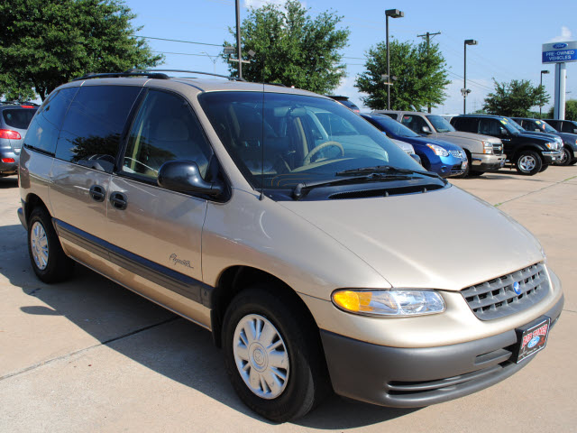 Plymouth Voyager #3