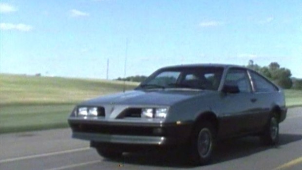 Pontiac 2000 1983 #3