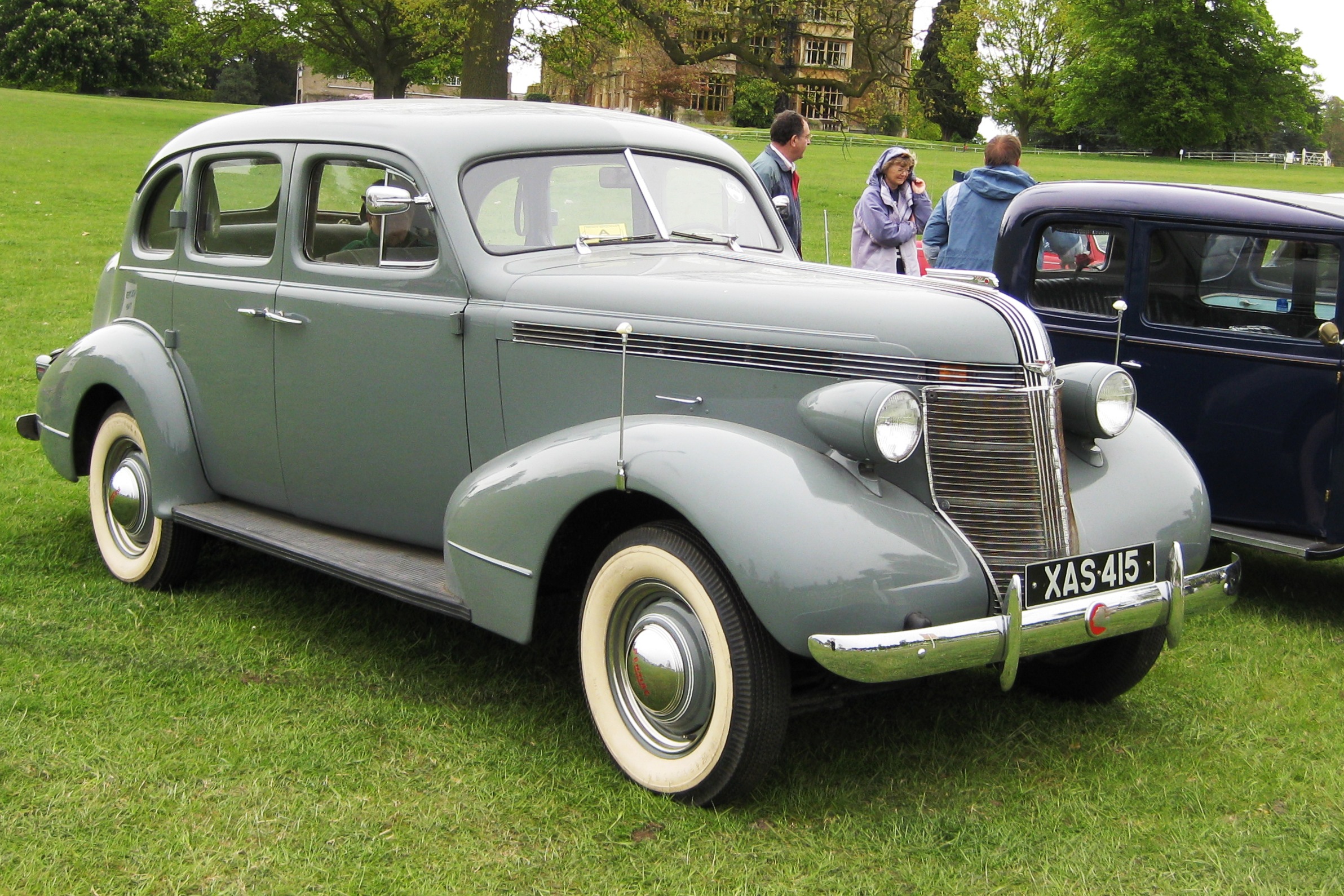 Pontiac Deluxe Six 1936 #2