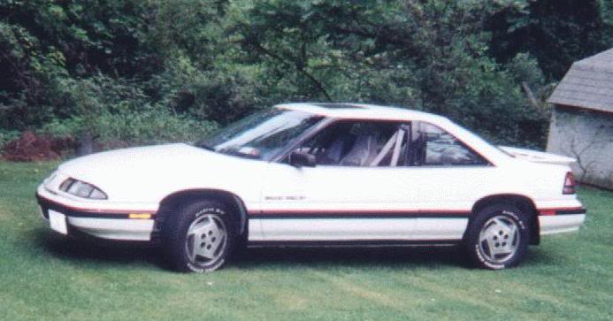 Pontiac Grand Prix 1990 #8