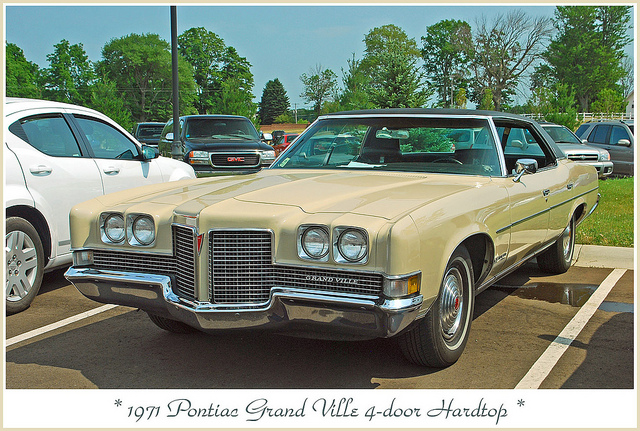 Pontiac Grand Ville 1971 #14