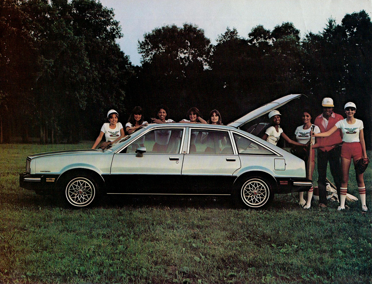Pontiac Phoenix 1982 #8