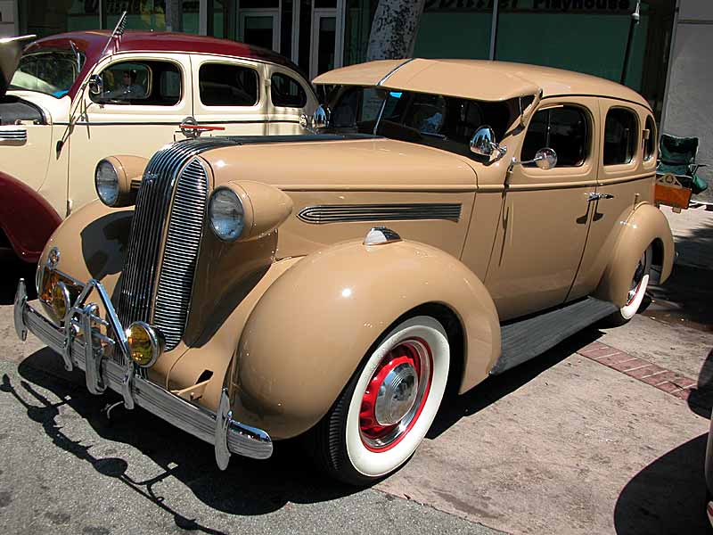 Pontiac Silver Streak 1936 #4