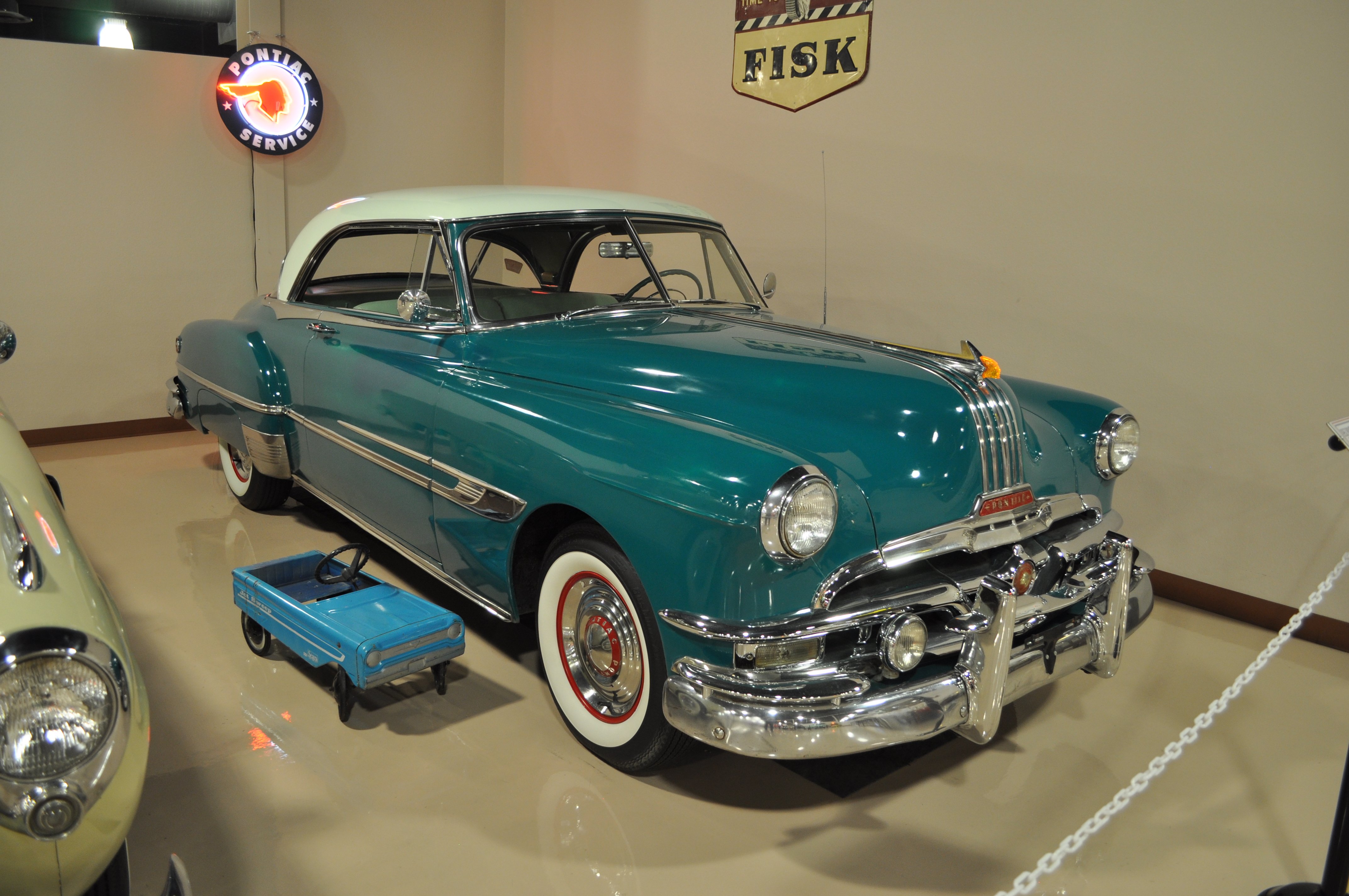 Pontiac Super Deluxe 1952 #13