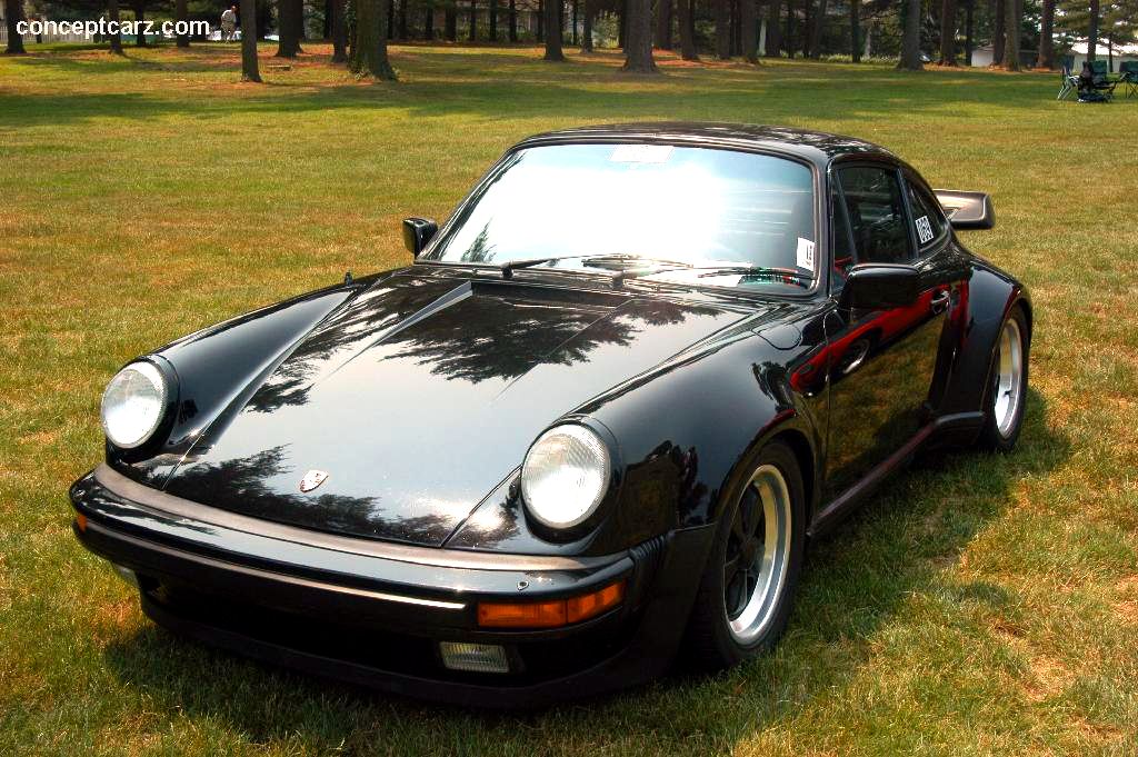 Porsche 911 1984 #10
