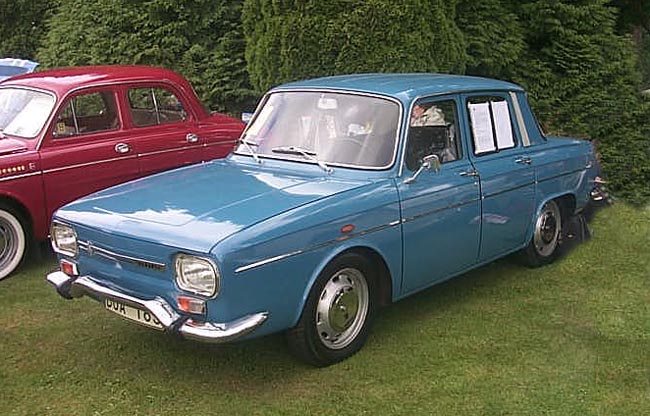 Renault R-10 #6