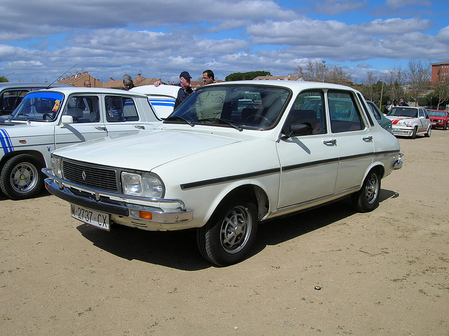 Renault R-12 1976 #6