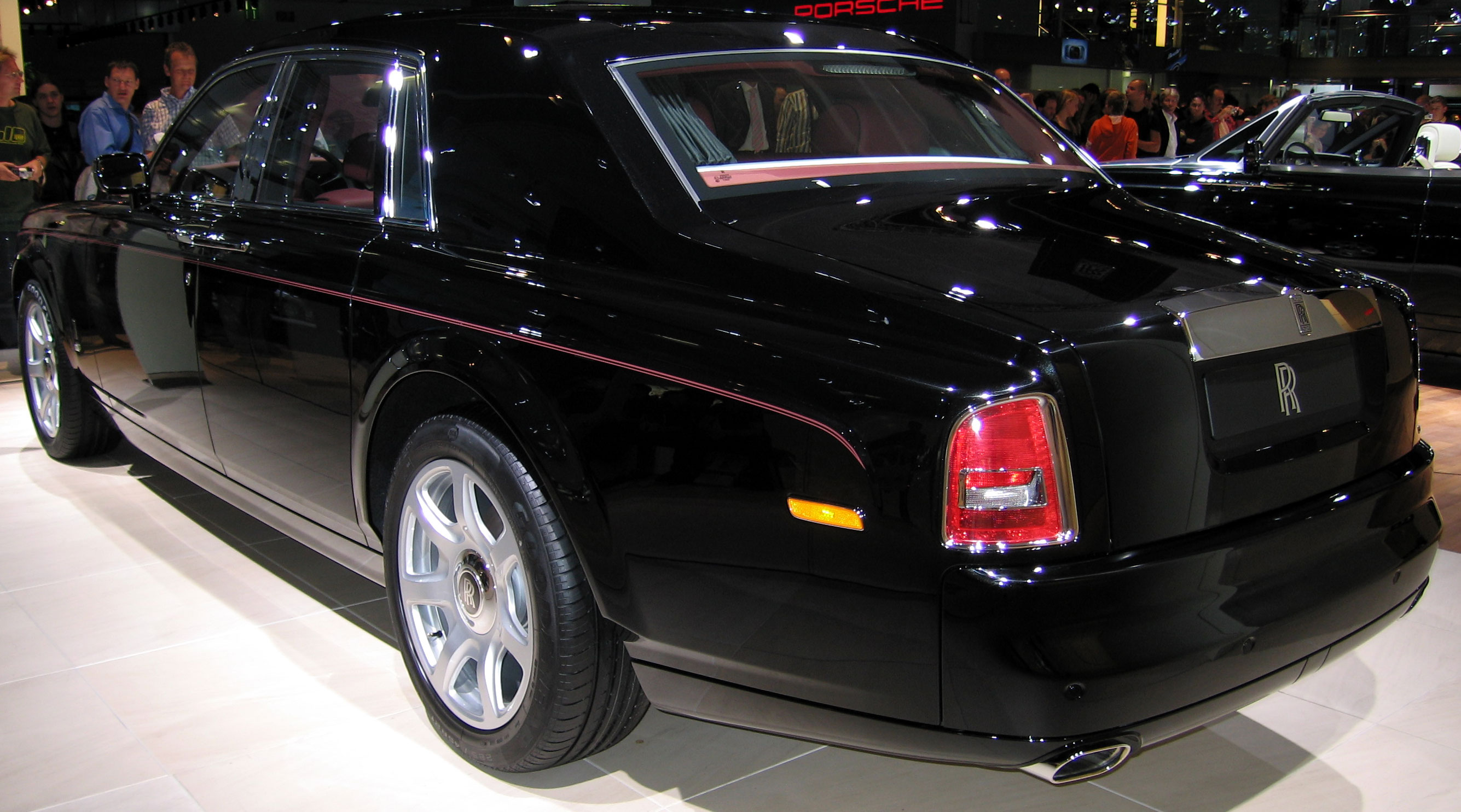 Rolls-Royce Phantom 2007 #11