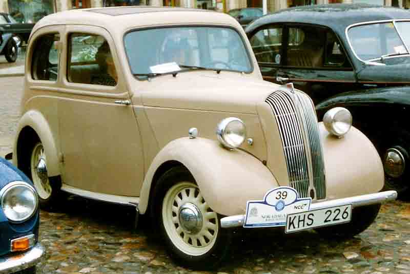 Rover 14 1946 #9