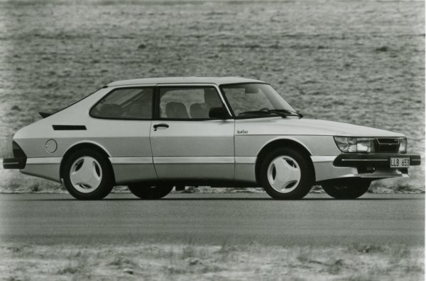 Saab 900 1984 #9