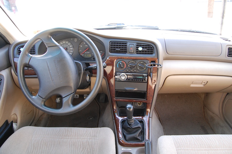 Subaru Outback 2001 #2