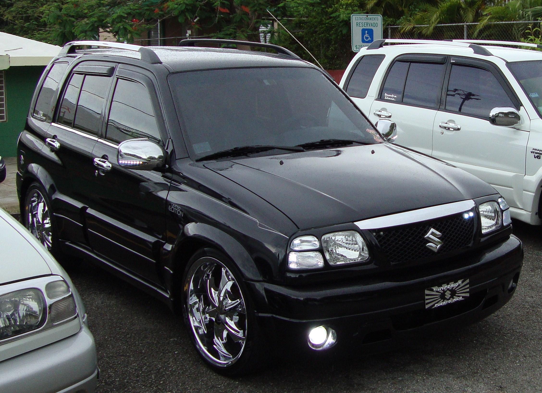 Suzuki Grand Vitara 2001 #2