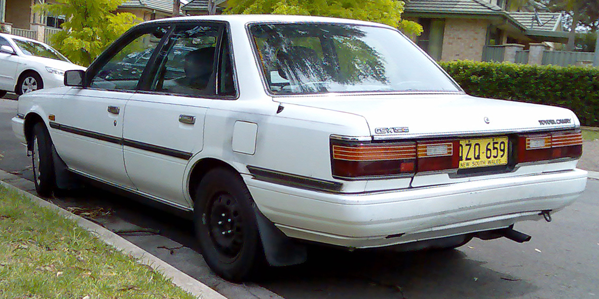 Toyota Camry 1987 #5