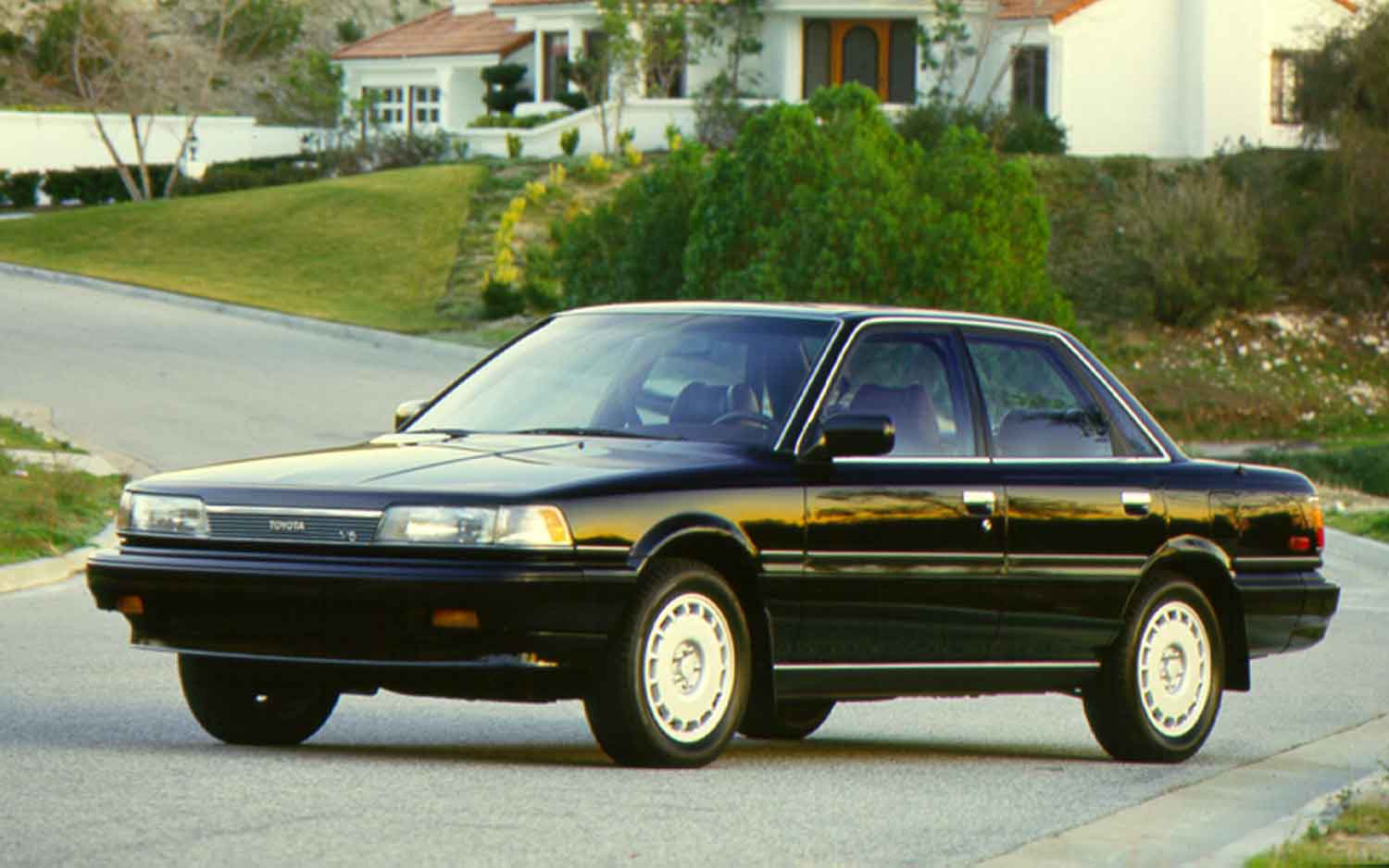 Toyota Camry 1987 #9