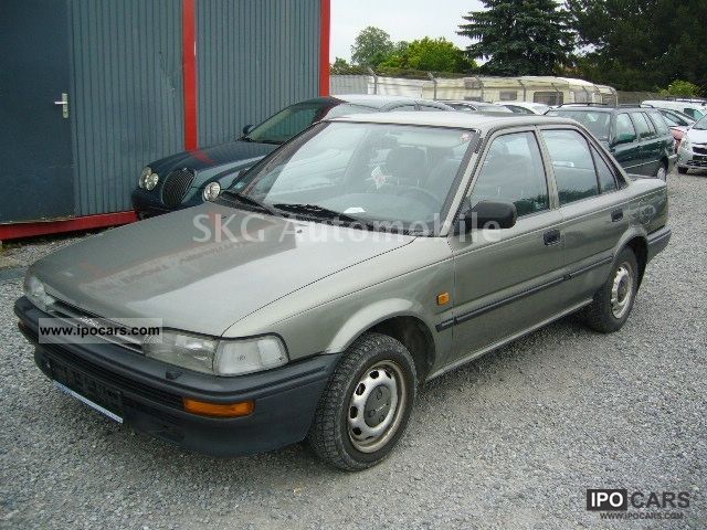 Toyota Corolla 1990 #7