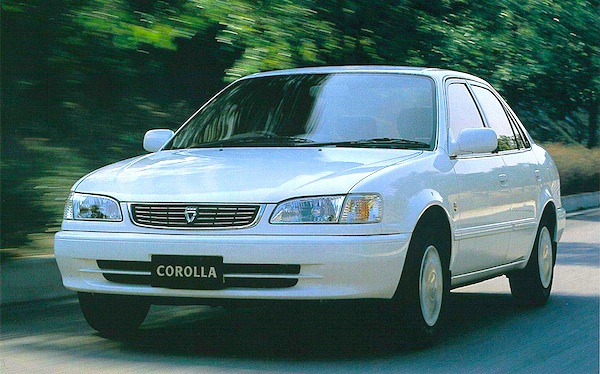 Toyota Corolla 1998 #9