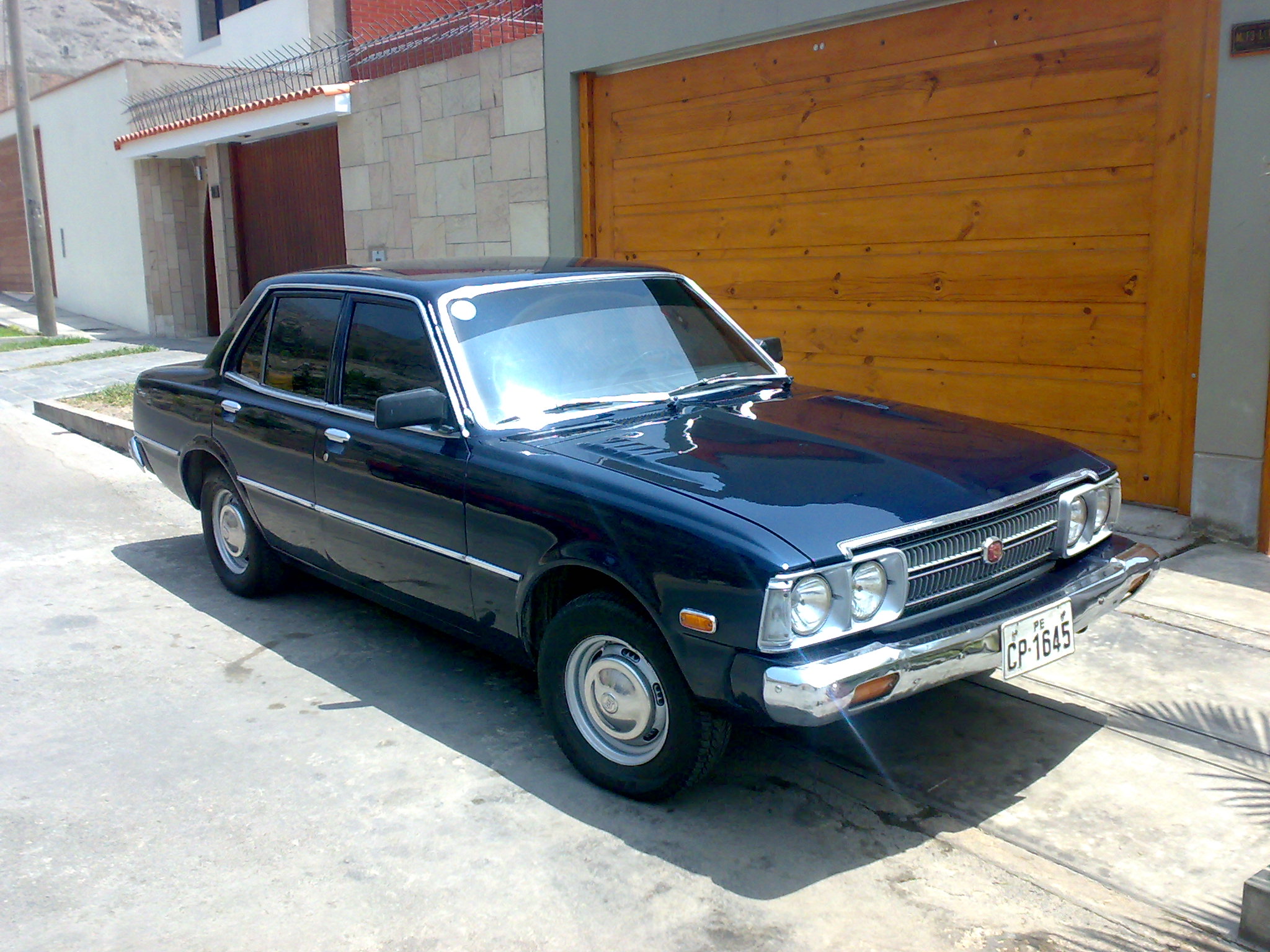 Toyota Corona 1977 #13