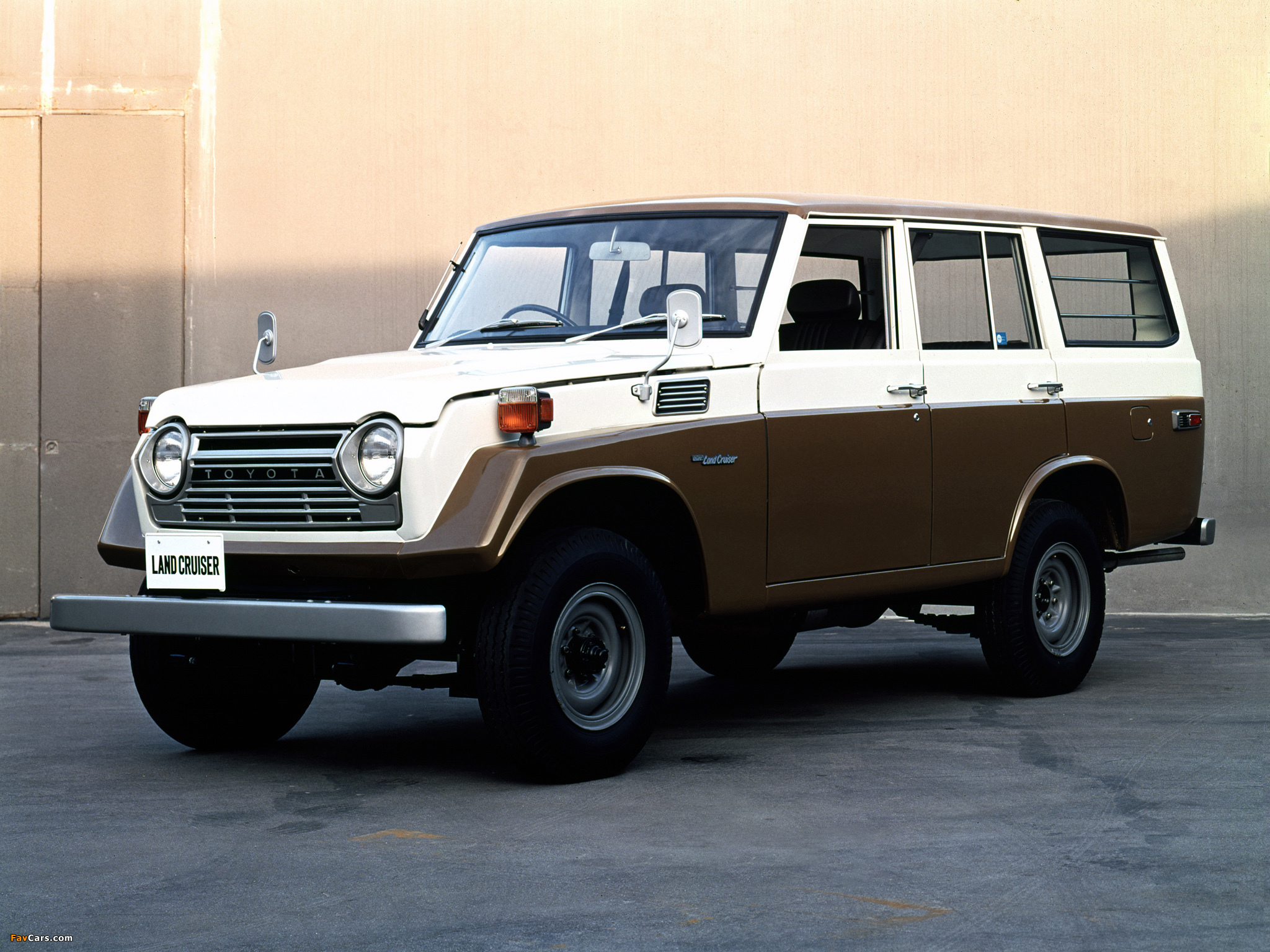 Toyota Land Cruiser 1975 #7