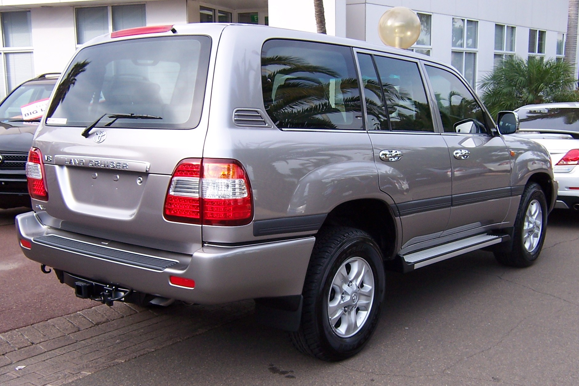 Toyota Land Cruiser 2005 #8