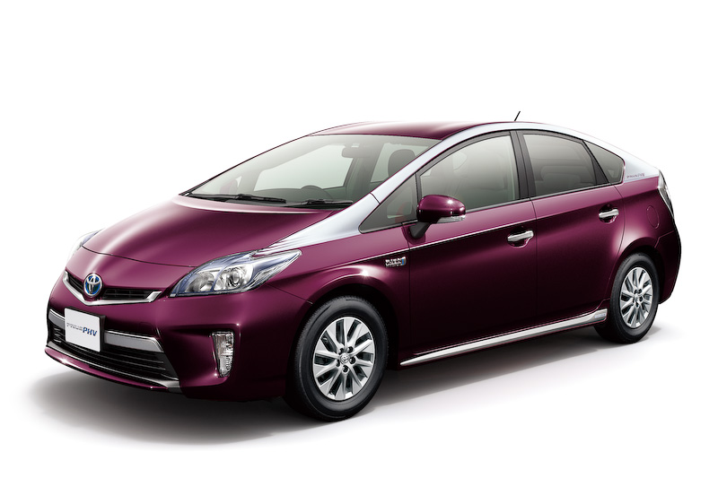 Toyota Prius Plug-in 2014 #4