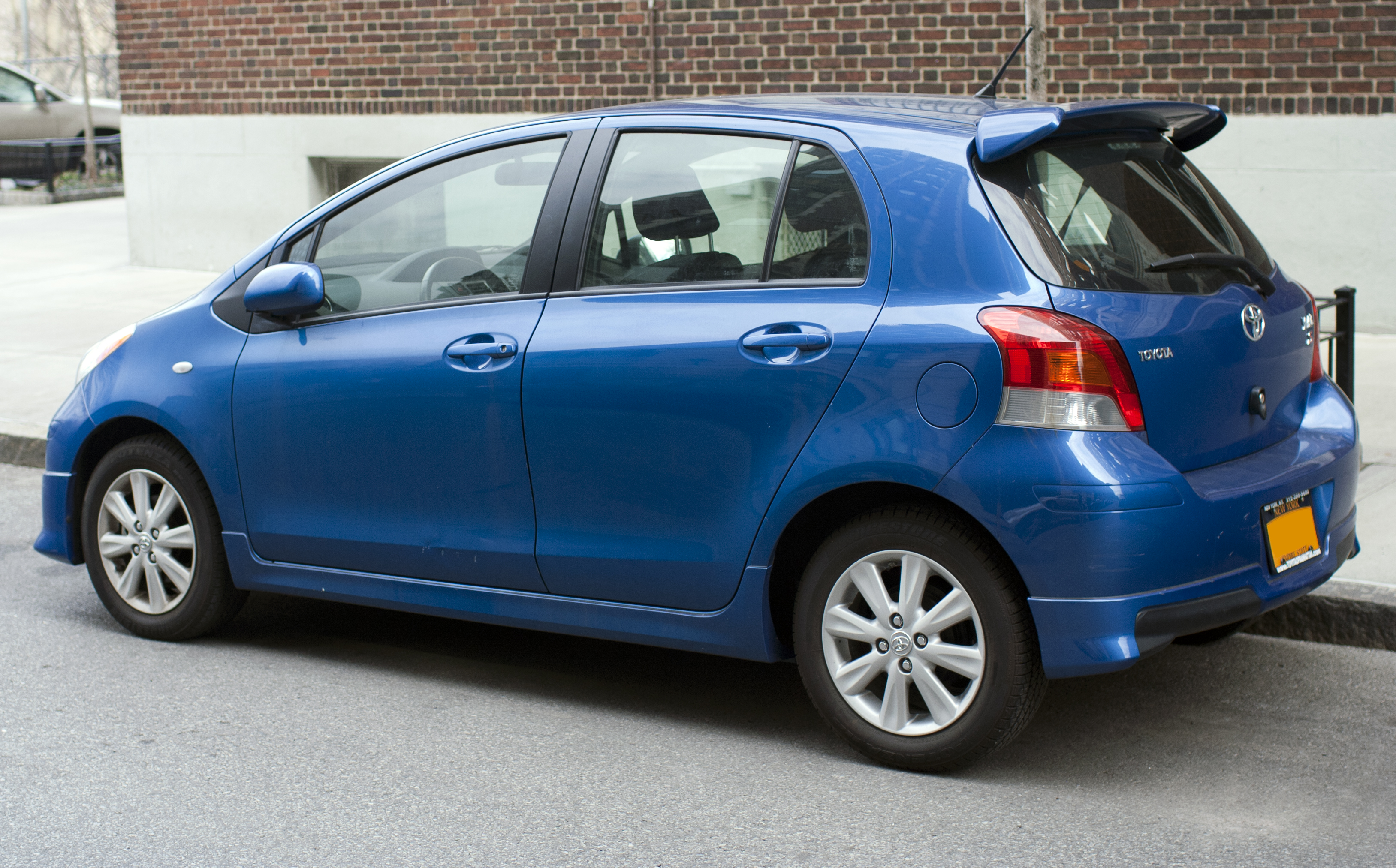 Toyota Yaris 2009 #2