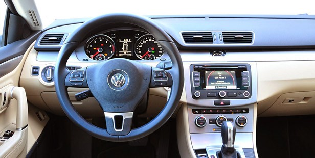 Volkswagen CC Lux Plus #35