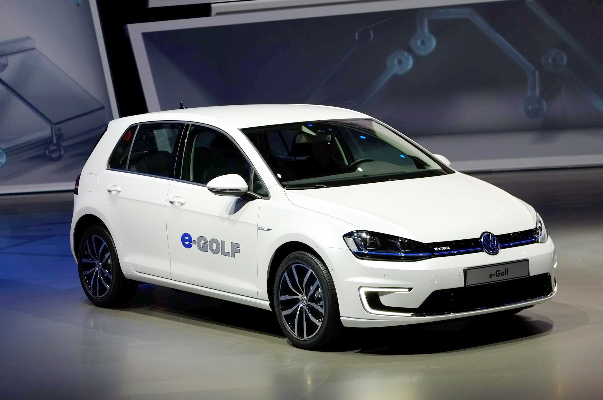 Volkswagen e-Golf #2