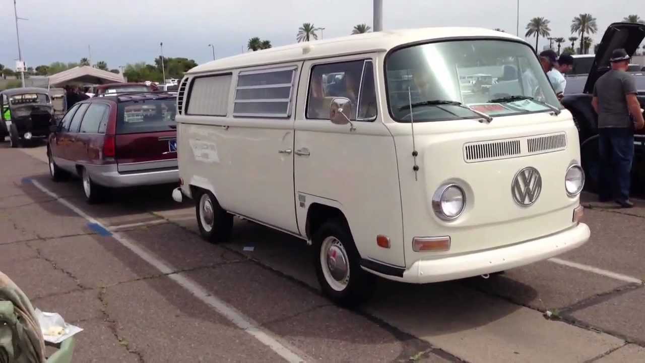 Volkswagen Microbus 1971 #1