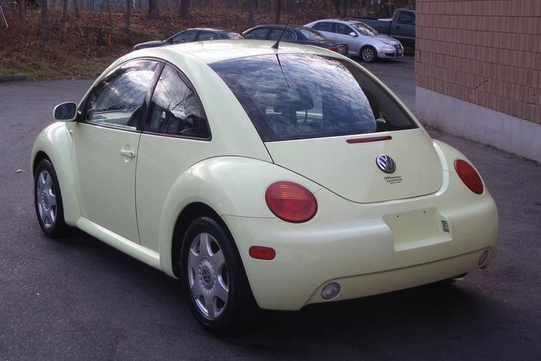 Volkswagen New Beetle 2001 #4