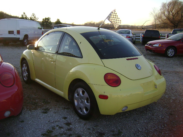 Volkswagen New Beetle 2001 #6