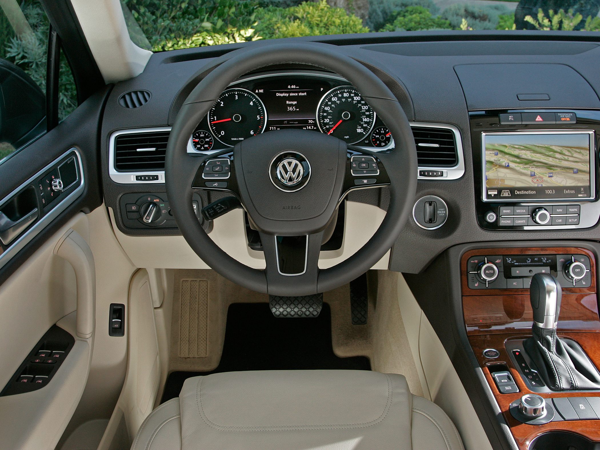 Volkswagen Touareg 2011 #8