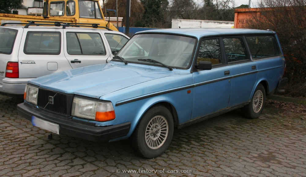 Volvo 240 1982 #9