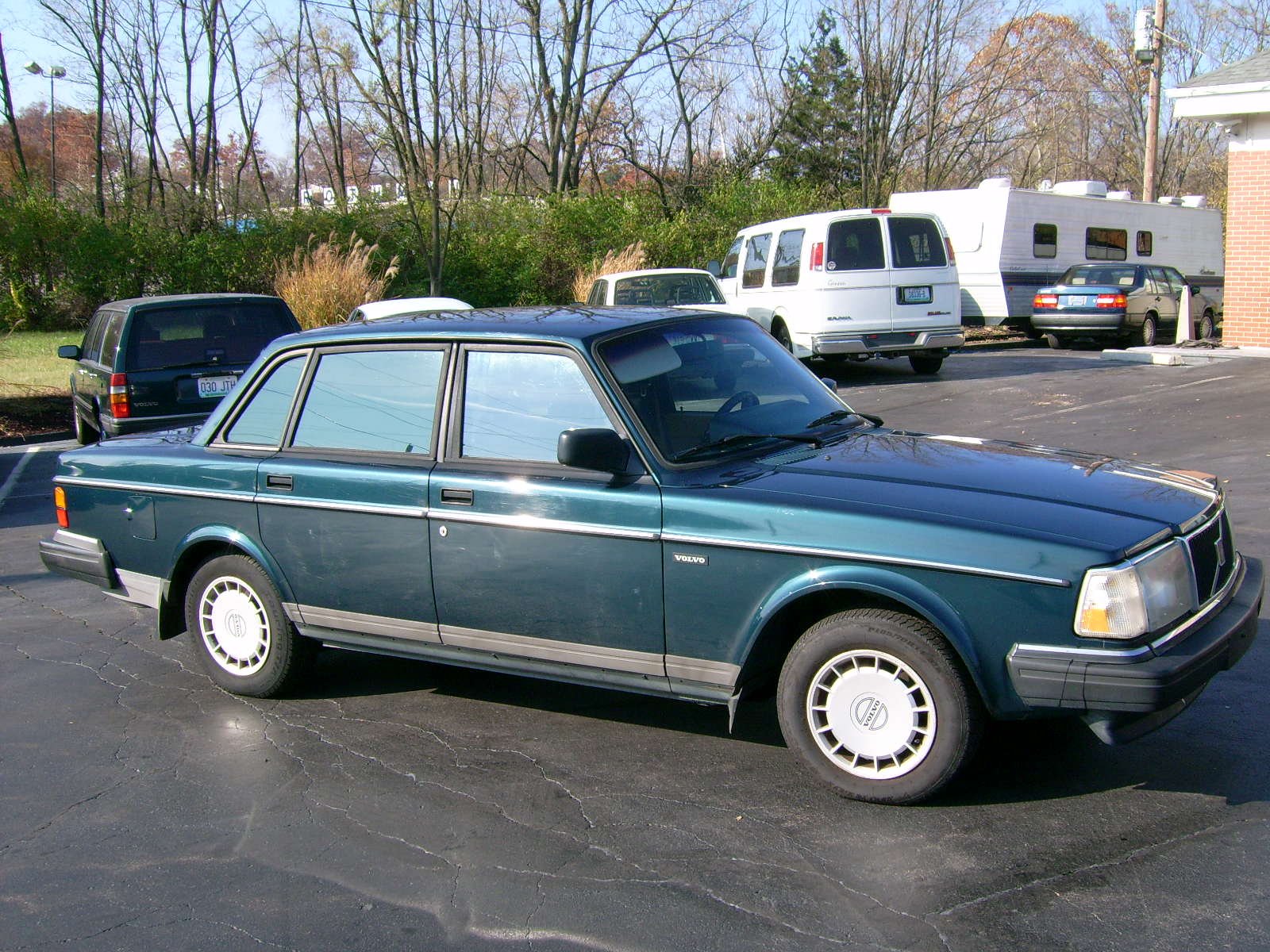 Volvo 240 1986 #1