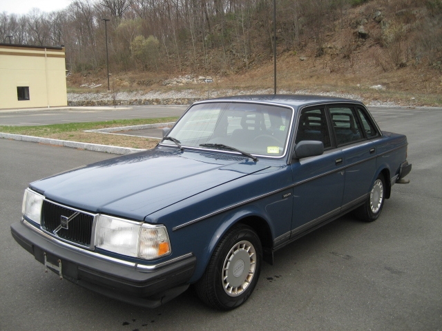 Volvo 240 1990 #6
