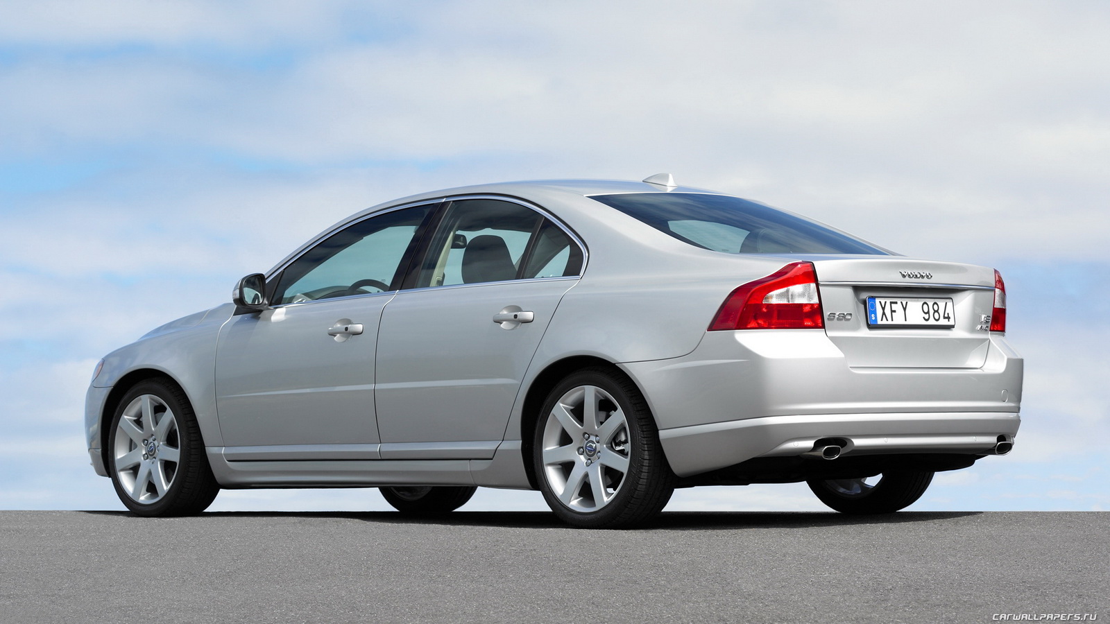 2007 Volvo S80 Information and photos MOMENTcar