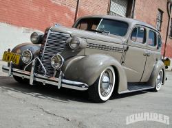 1938 Plymouth DeLuxe