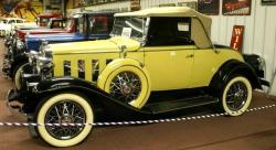 Chevrolet Deluxe 1932 #10