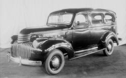 Chevrolet Suburban 1942 #11