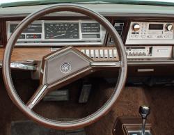 Chrysler LeBaron 1983 #11