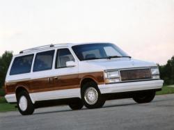 Chrysler Town and Country 1993 #10