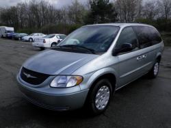 Chrysler Town and Country 2003 #11