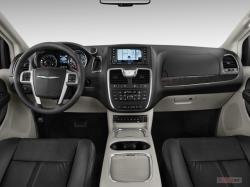 Chrysler Town and Country 2012 #14