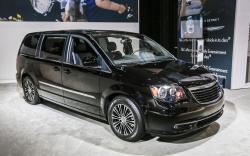 Chrysler Town & Country #10