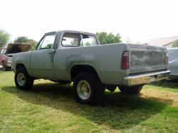 Dodge Pickup 1975 #10