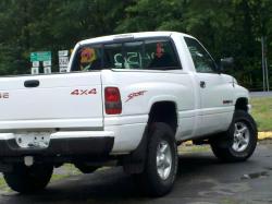 Dodge Ram Pickup 1500 LT #8