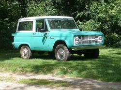 Ford Bronco 1966 #9