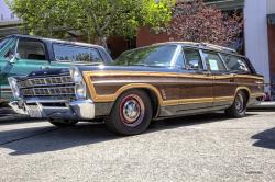 Ford Country Squire 1967 #11