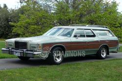 Ford Country Squire 1976 #11