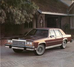 Ford Crown Victoria 1981 #11