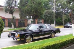 Ford Crown Victoria 1981 #6